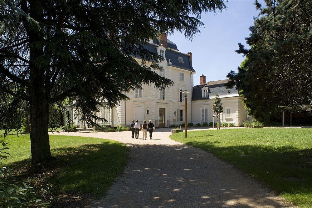 Hôtel Valpré Écully Exterior foto